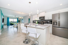 3161-205RF STOREY LAKE, CONDO 2/2 LAKE VIEW